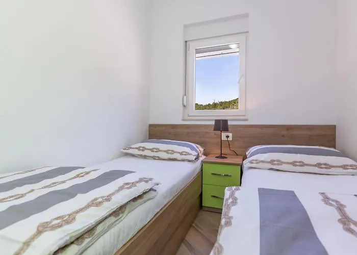 Appartement Andela 1 *